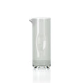 Carafe cylindrique en verre gris fumé avec bec pincé et creux de prise