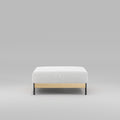 Pouf Bowie en chêne et tissu gris clair vu de face