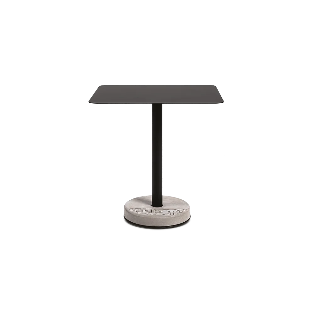 Table de bistro en béton Donut rectangulaire en situation 1