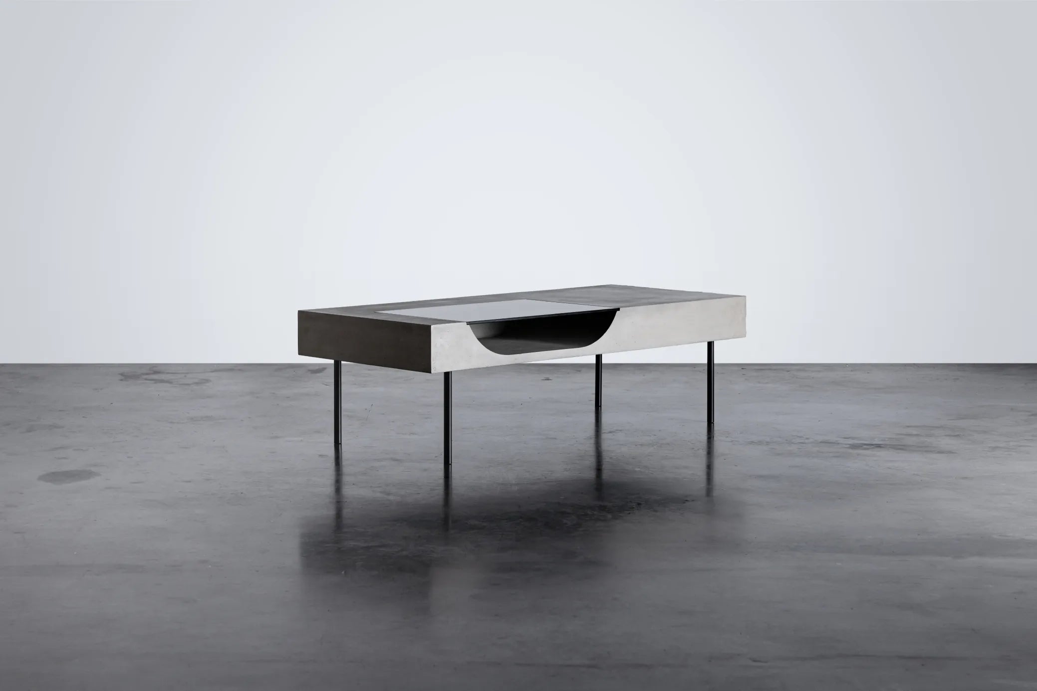 Table basse en béton Curb gris naturel en situation 3
