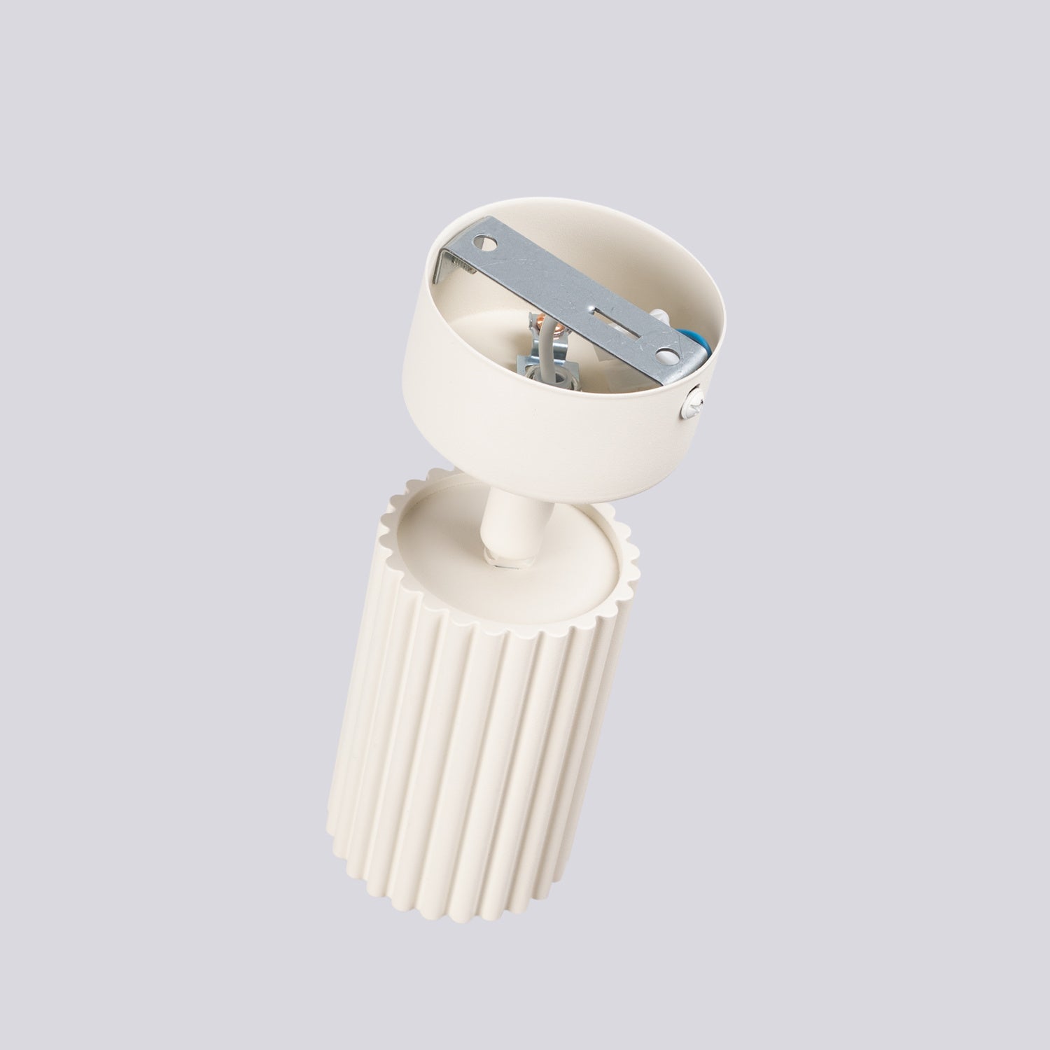 Plafonnier Karbon 1 aluminium beige GU10 vue rapprochée