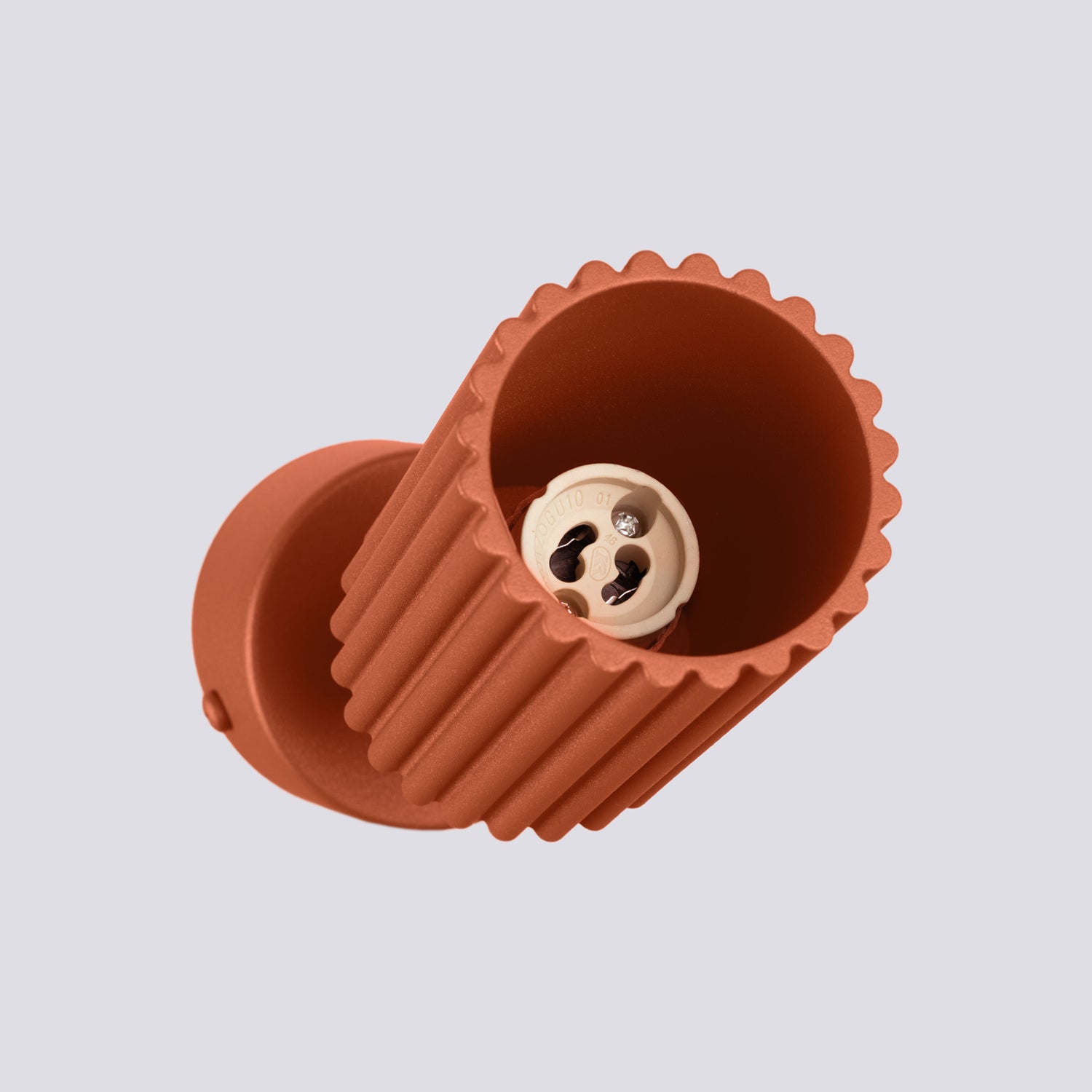 Plafonnier Karbon 1 aluminium rouge ocre GU10 tête orientée