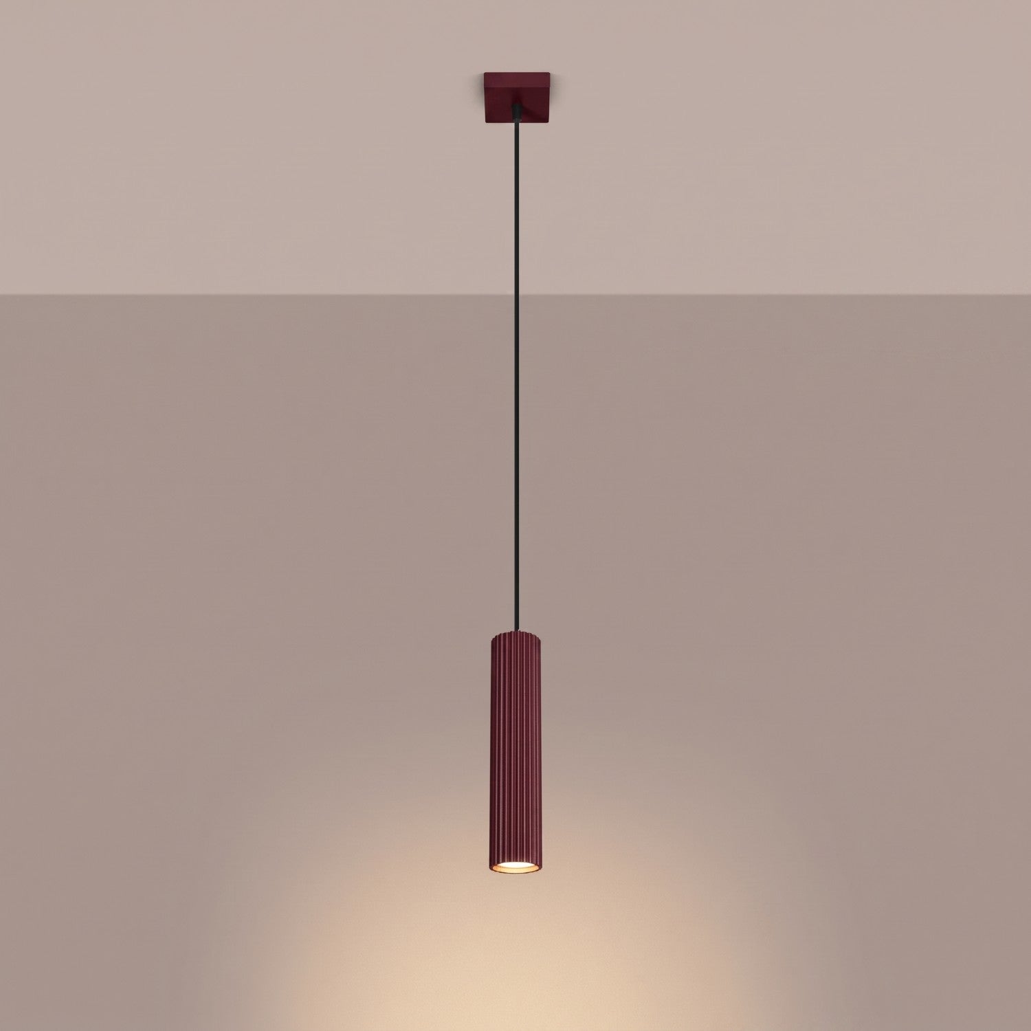 Suspension Karbon 1 lumière aluminium bordeaux GU10 vue de trois quarts