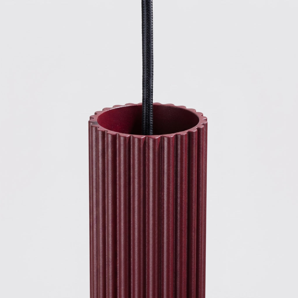 Suspension Karbon 1 lumière aluminium bordeaux GU10 tête orientée