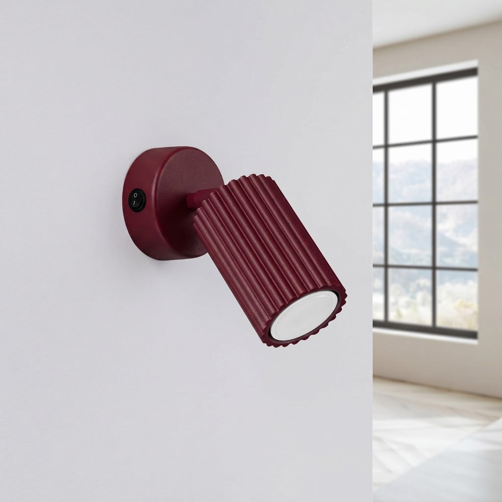 Applique murale Karbon à interrupteur aluminium bordeaux GU10 vue de profil
