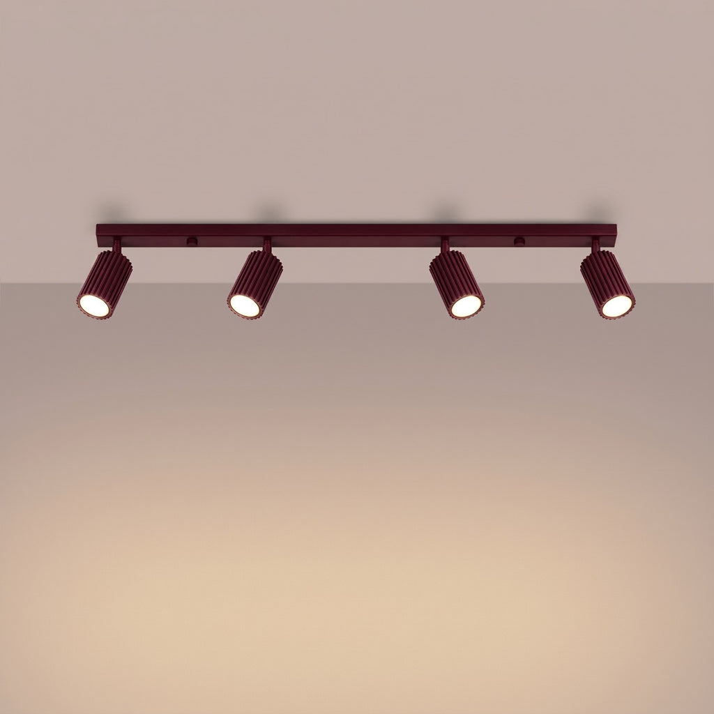 Plafonnier Karbon rampe 4 spots aluminium bordeaux GU10 vue de trois quarts