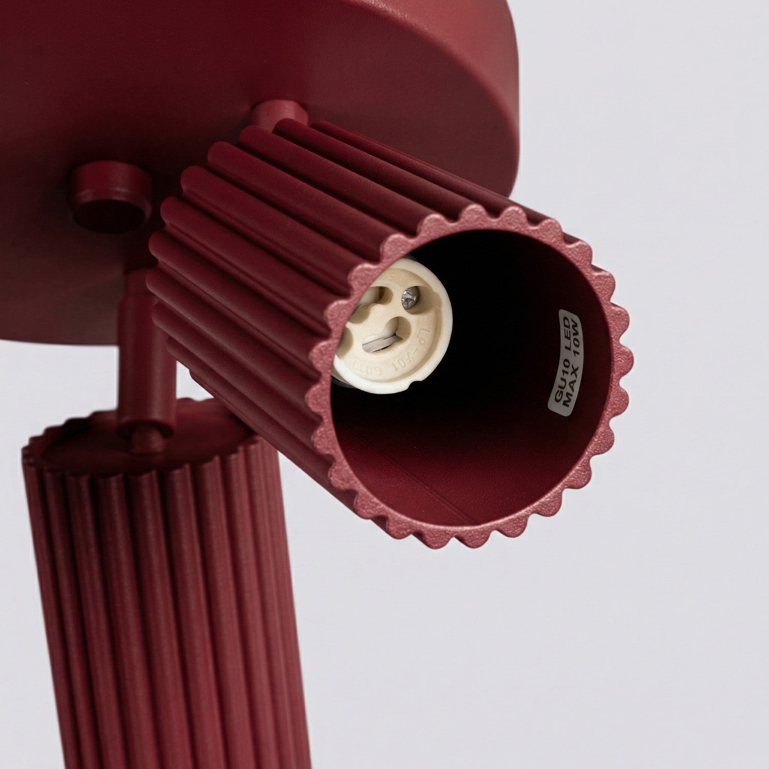 Plafonnier Karbon 3 spots rond aluminium bordeaux GU10 ambiance