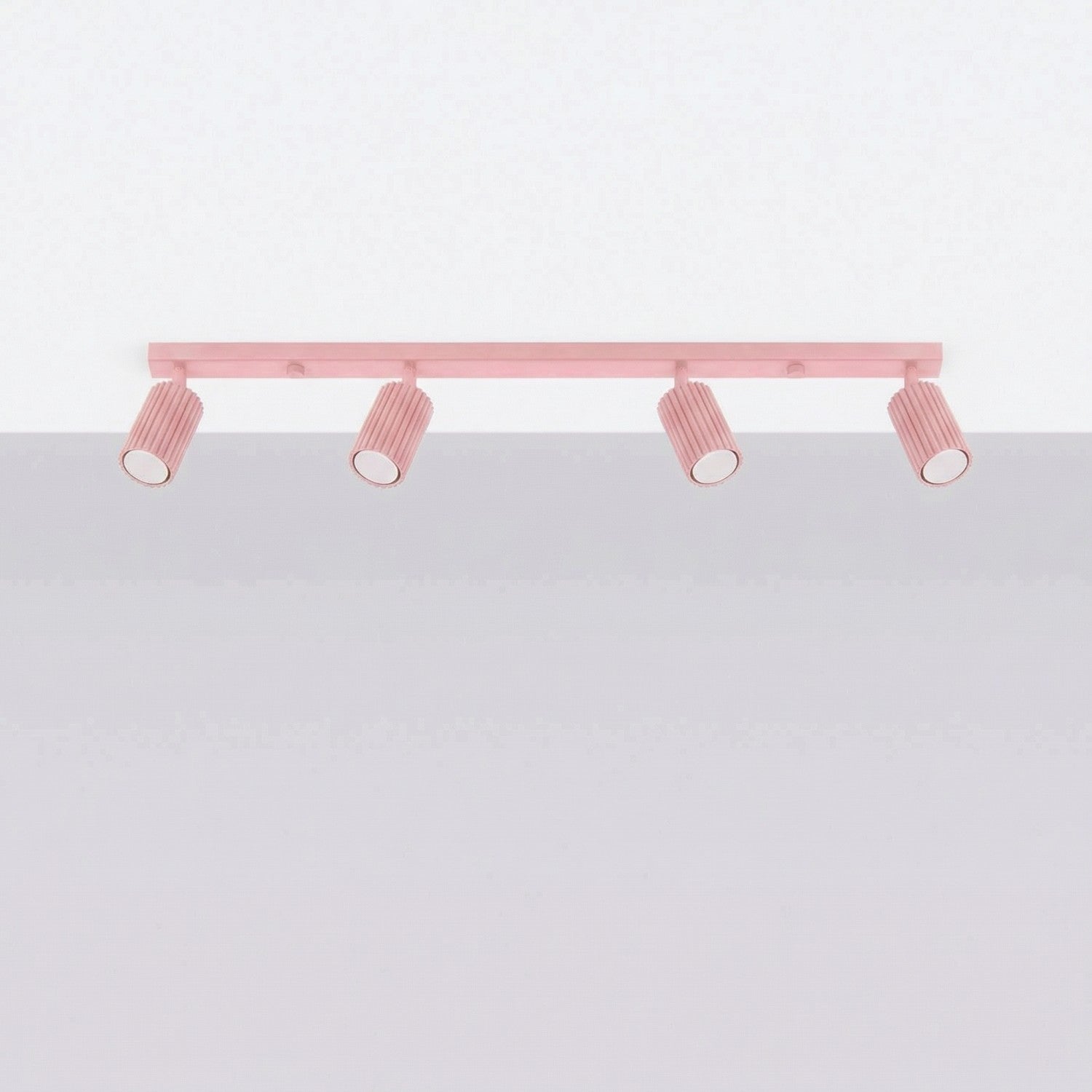 Plafonnier Karbon rampe 4 spots aluminium rose GU10 vue de profil