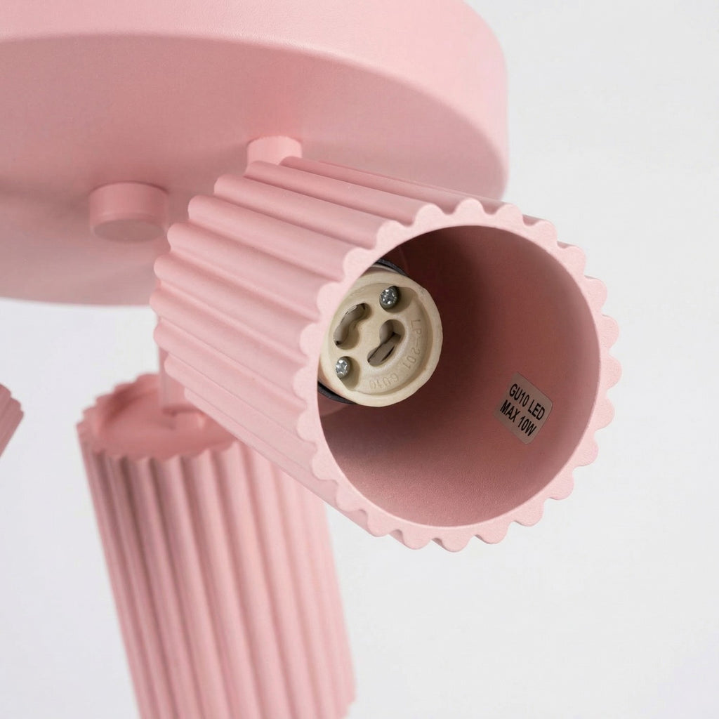 Plafonnier Karbon 3 spots rond aluminium rose GU10 en situation