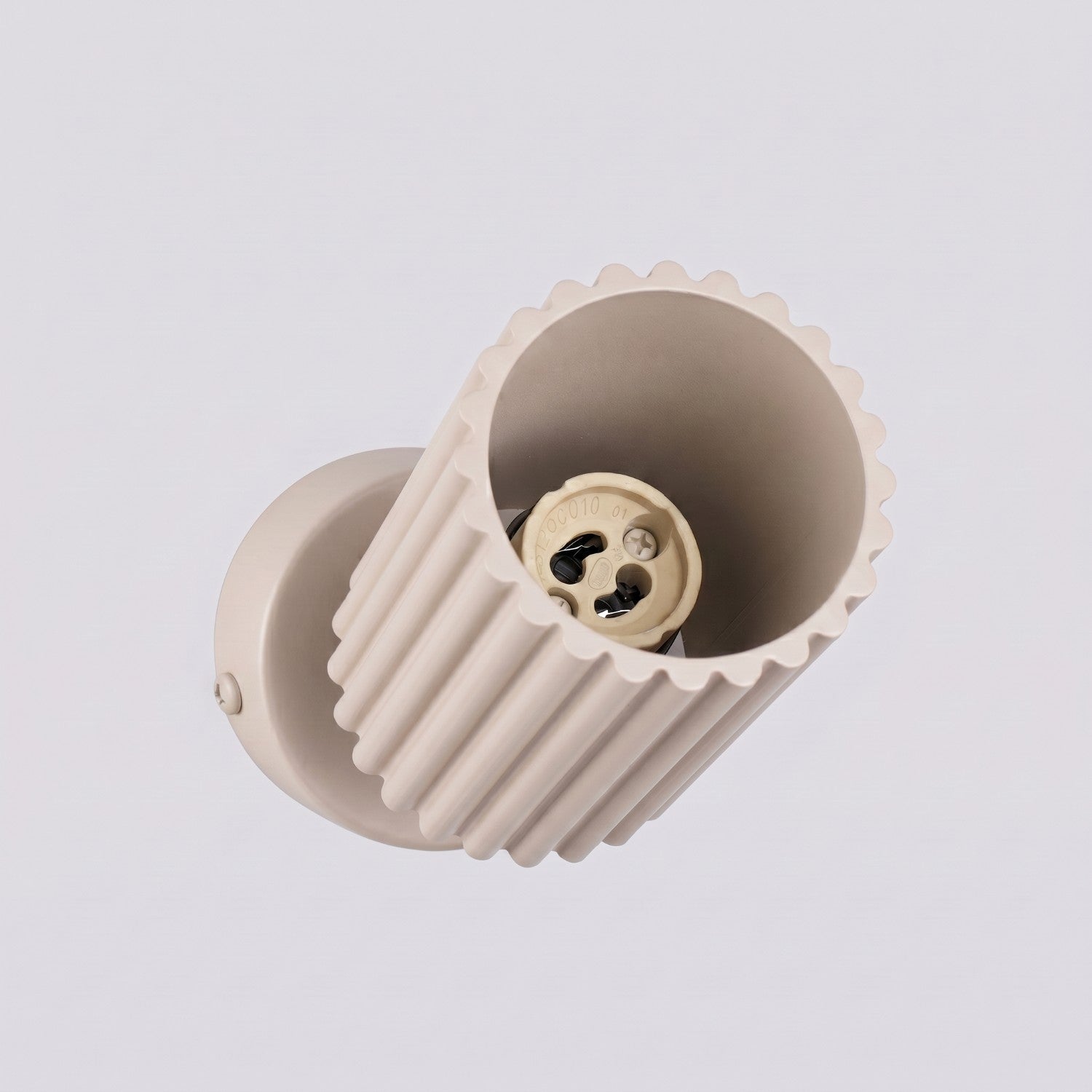 Plafonnier Karbon 1 aluminium taupe GU10 tête orientée