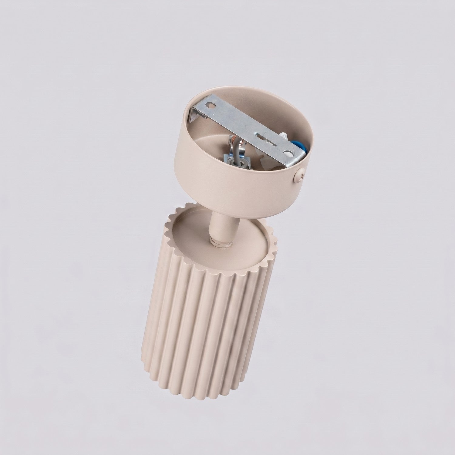 Plafonnier Karbon 1 aluminium taupe GU10 vue rapprochée