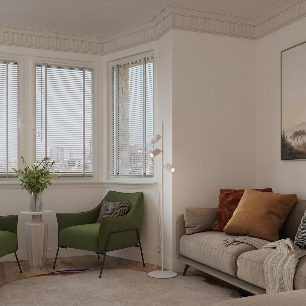 Lampadaire Karbon 3 spots aluminium blanc GU10 vue de profil