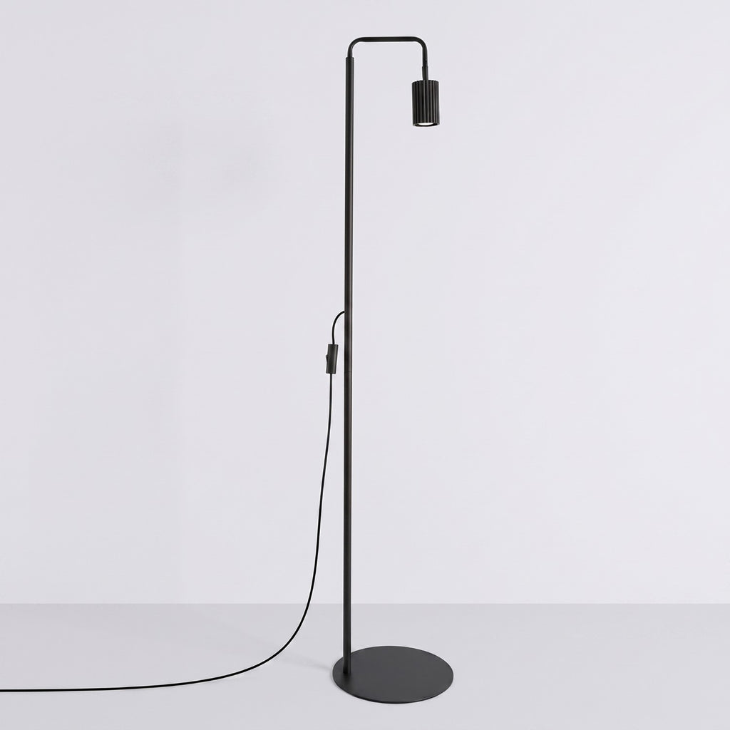 Lampadaire Karbon 1 aluminium noir GU10 vue de profil