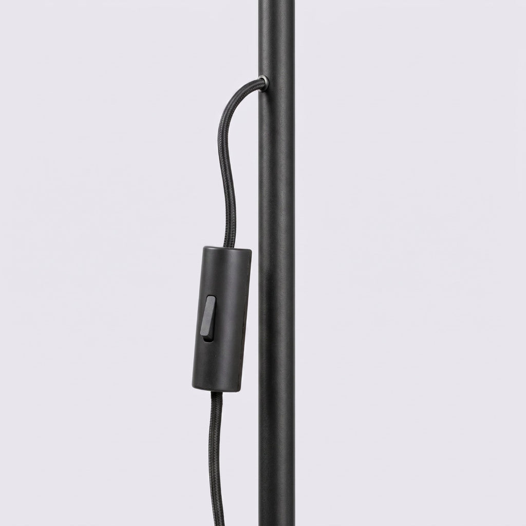 Lampadaire Karbon 1 aluminium noir GU10 ambiance