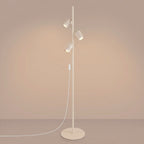 Lampadaire Karbon 3 spots aluminium beige GU10 vue de trois quarts