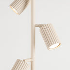 Lampadaire Karbon 3 spots aluminium beige GU10 en situation