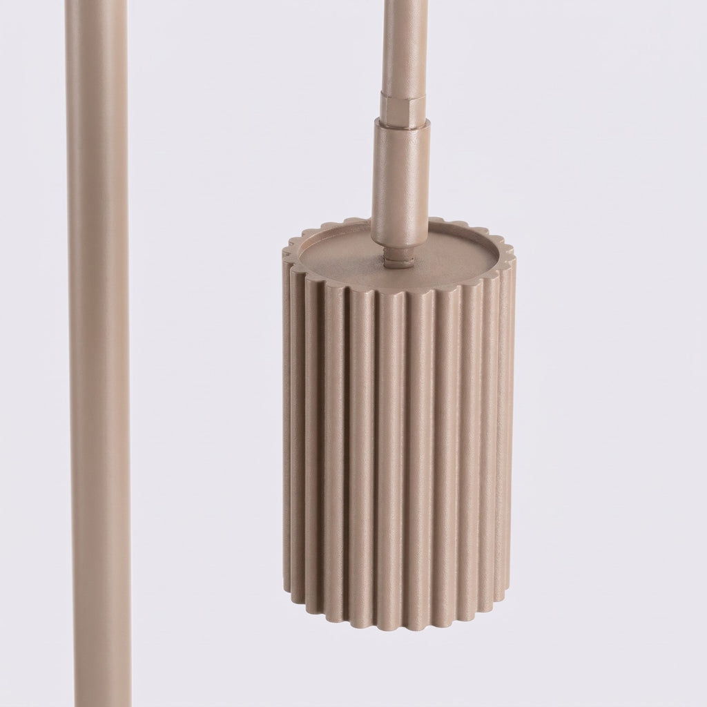 Lampadaire Karbon 1 aluminium taupe GU10 tête orientée