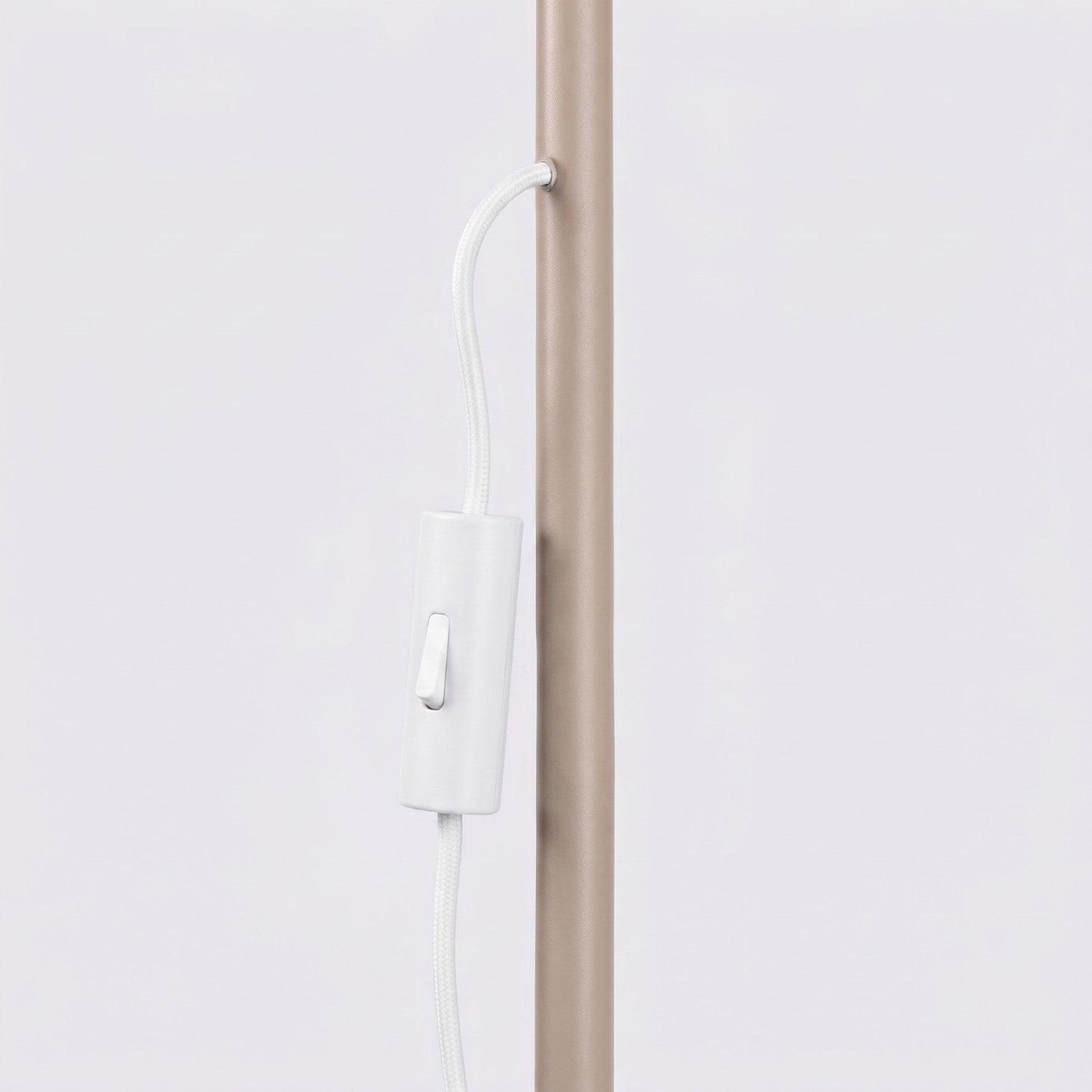 Lampadaire Karbon 1 aluminium taupe GU10 ambiance
