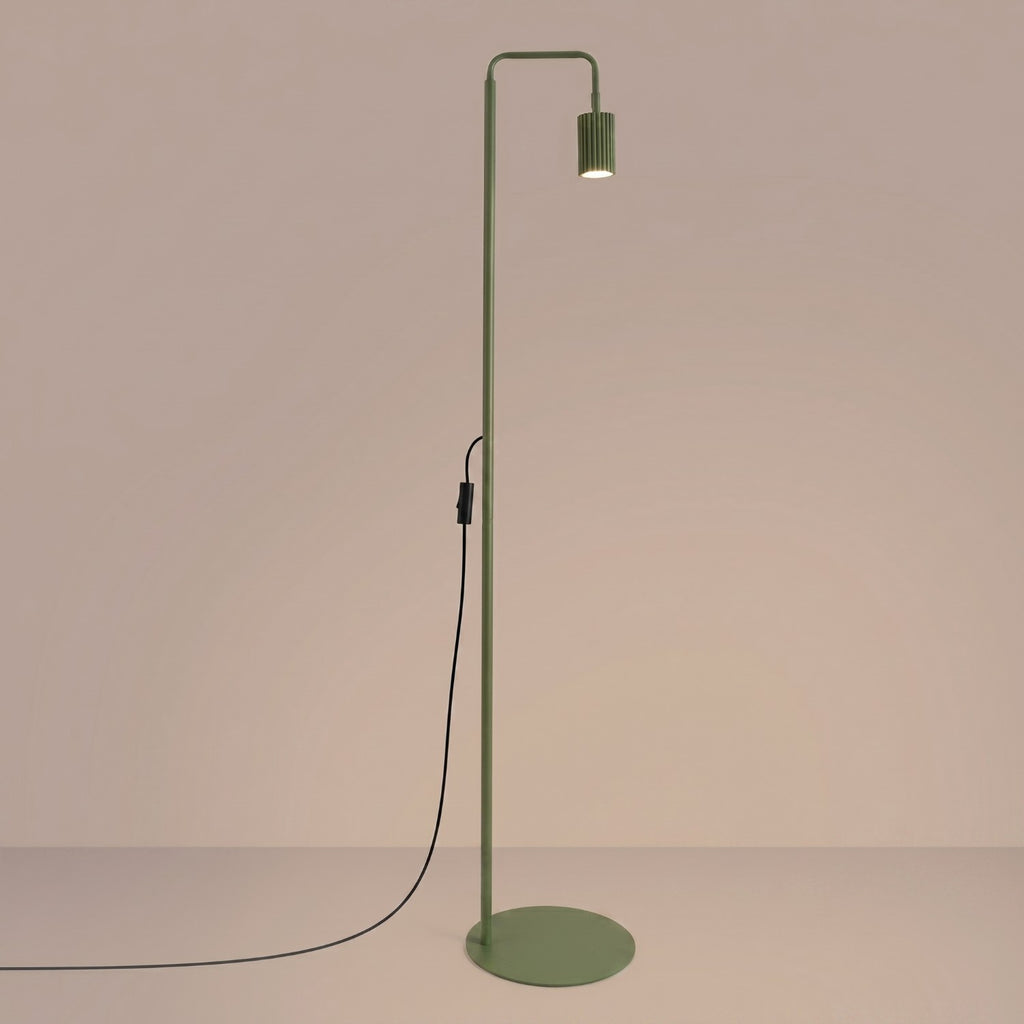 Lampadaire Karbon 1 aluminium vert olive GU10 vue de trois quarts