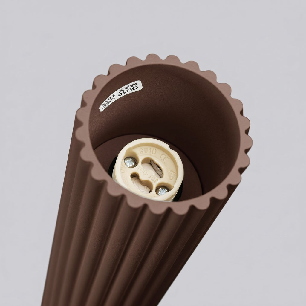 Plafonnier Karbon 10 aluminium brun GU10 vue rapprochée