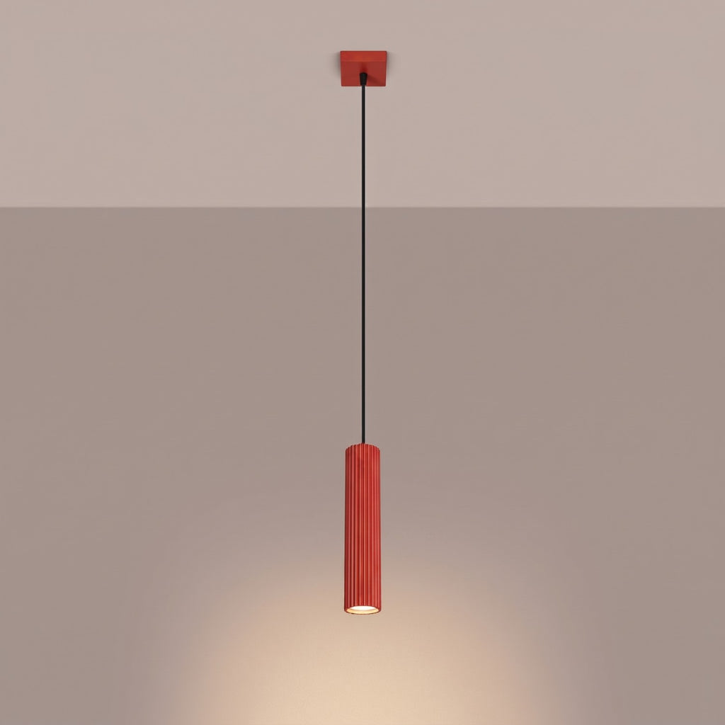 Suspension Karbon 1 lumière aluminium rouge GU10 vue de trois quarts