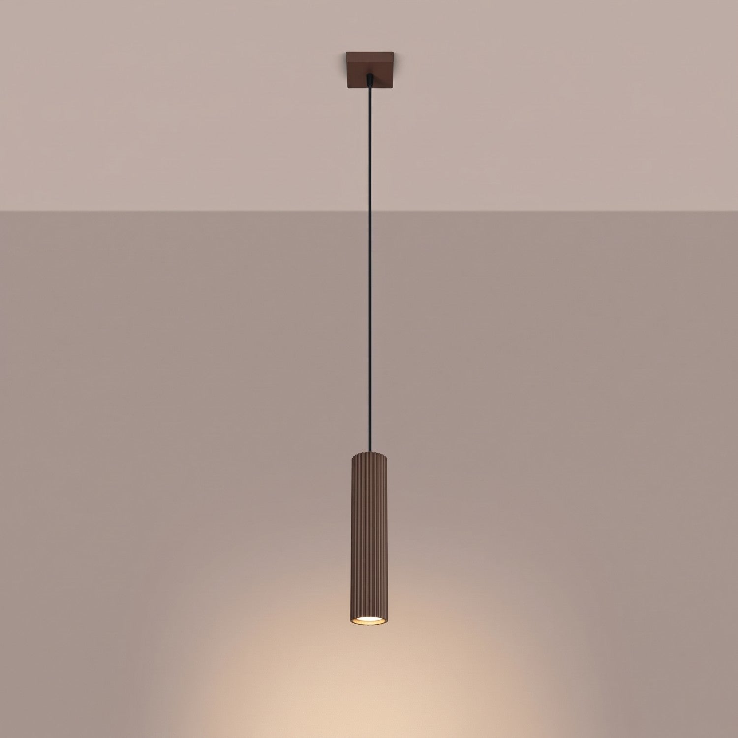 Suspension Karbon 1 lumière aluminium brun GU10 vue de trois quarts