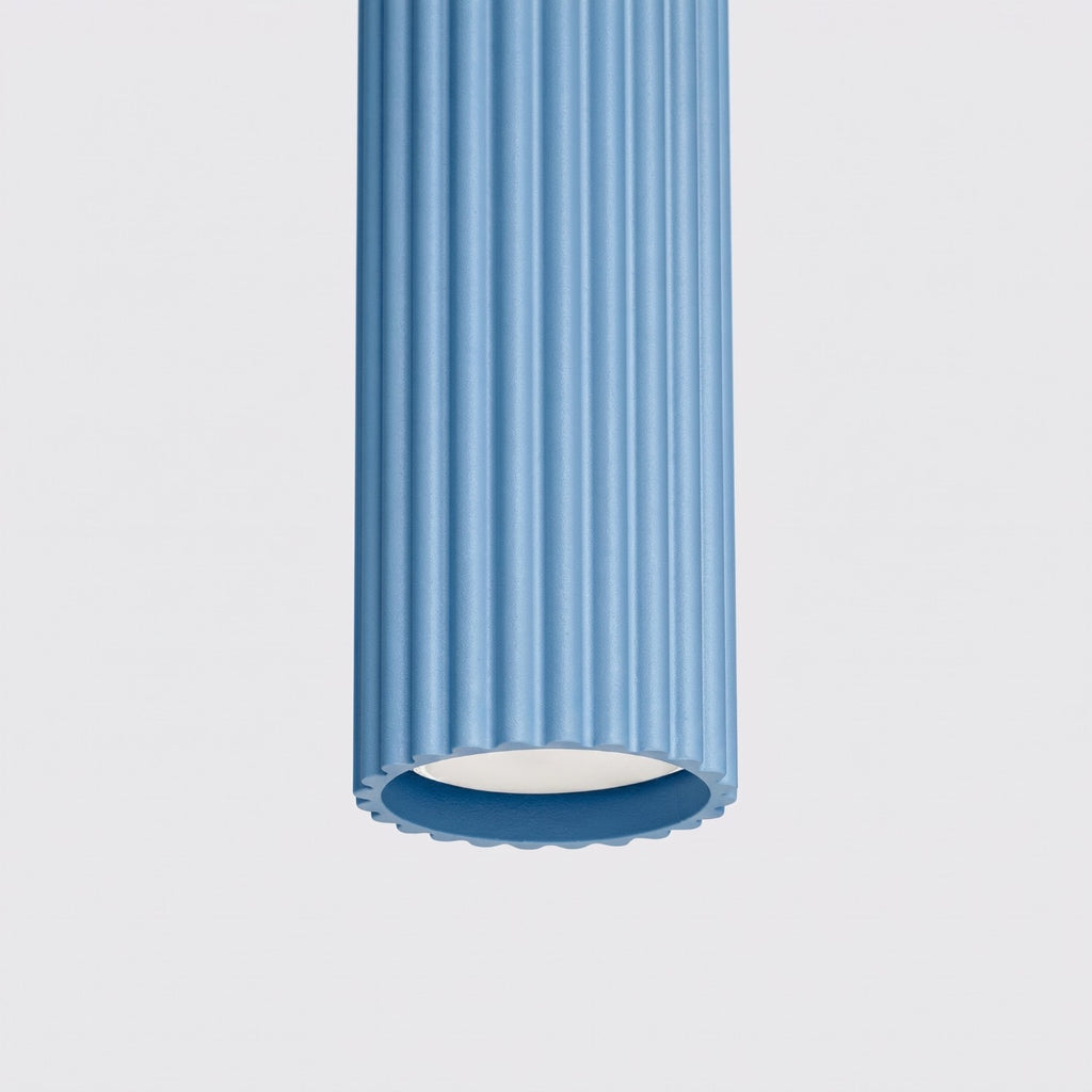 Suspension Karbon 1 lumière aluminium bleu clair GU10 détail des cannelures