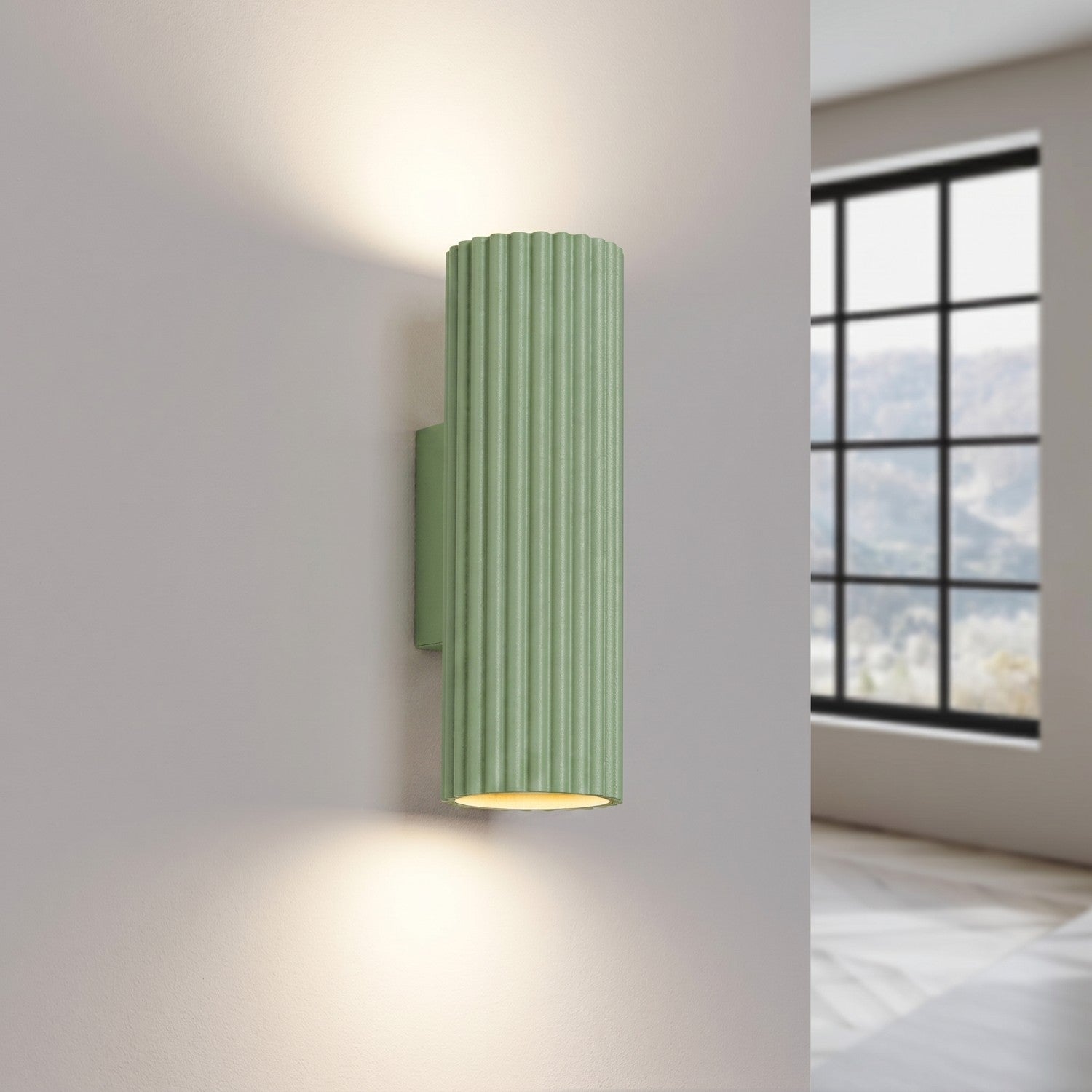 Applique murale Karbon 20 haut et bas aluminium vert sauge GU10 vue de trois quarts
