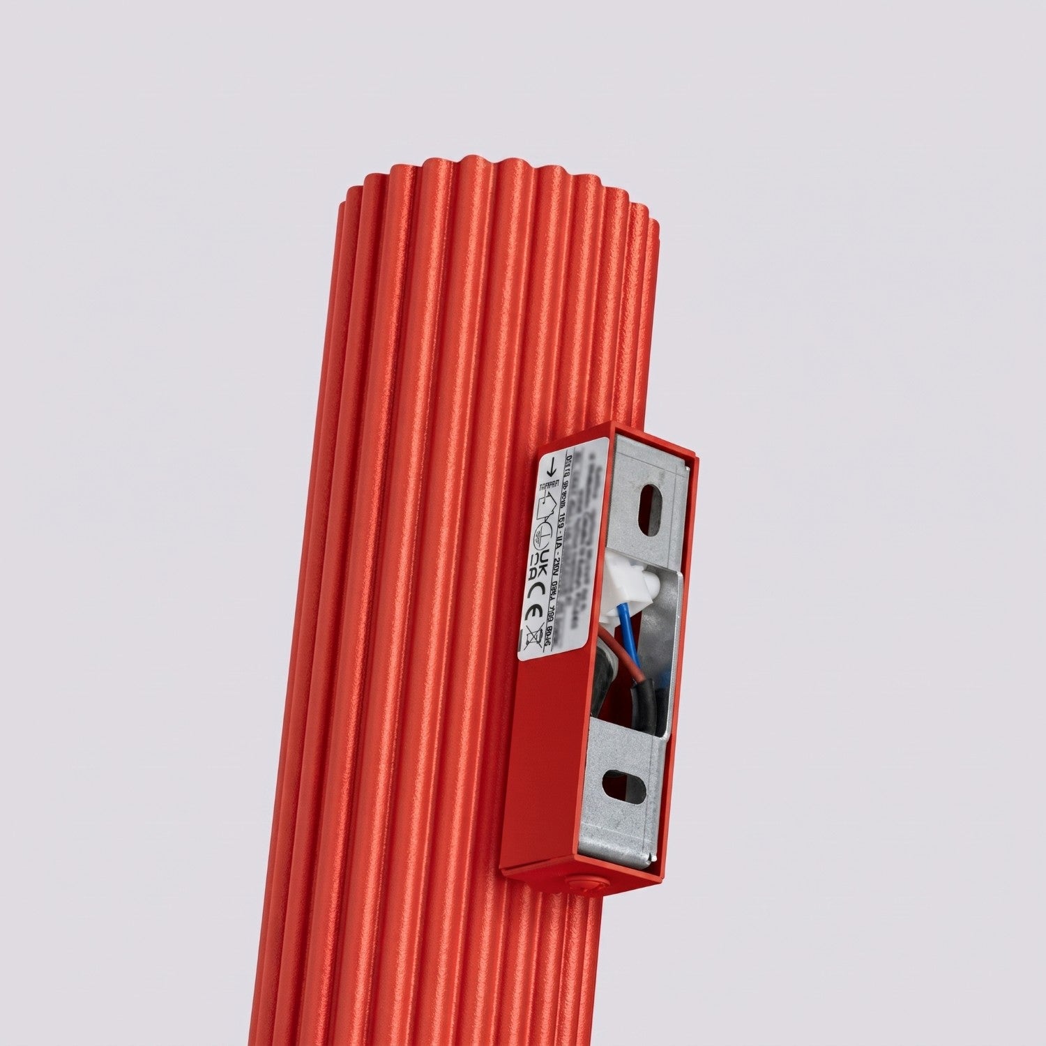 Applique murale Karbon 20 haut et bas aluminium rouge GU10 tête orientée