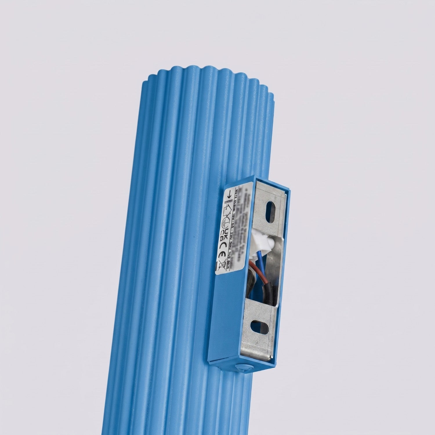 Applique murale Karbon 20 haut et bas aluminium bleu clair GU10 tête orientée