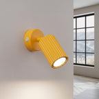 Applique murale Karbon à interrupteur aluminium jaune GU10 vue de trois quarts