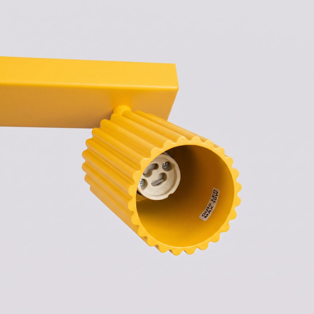 Plafonnier Karbon rampe 4 spots aluminium jaune GU10 vue rapprochée