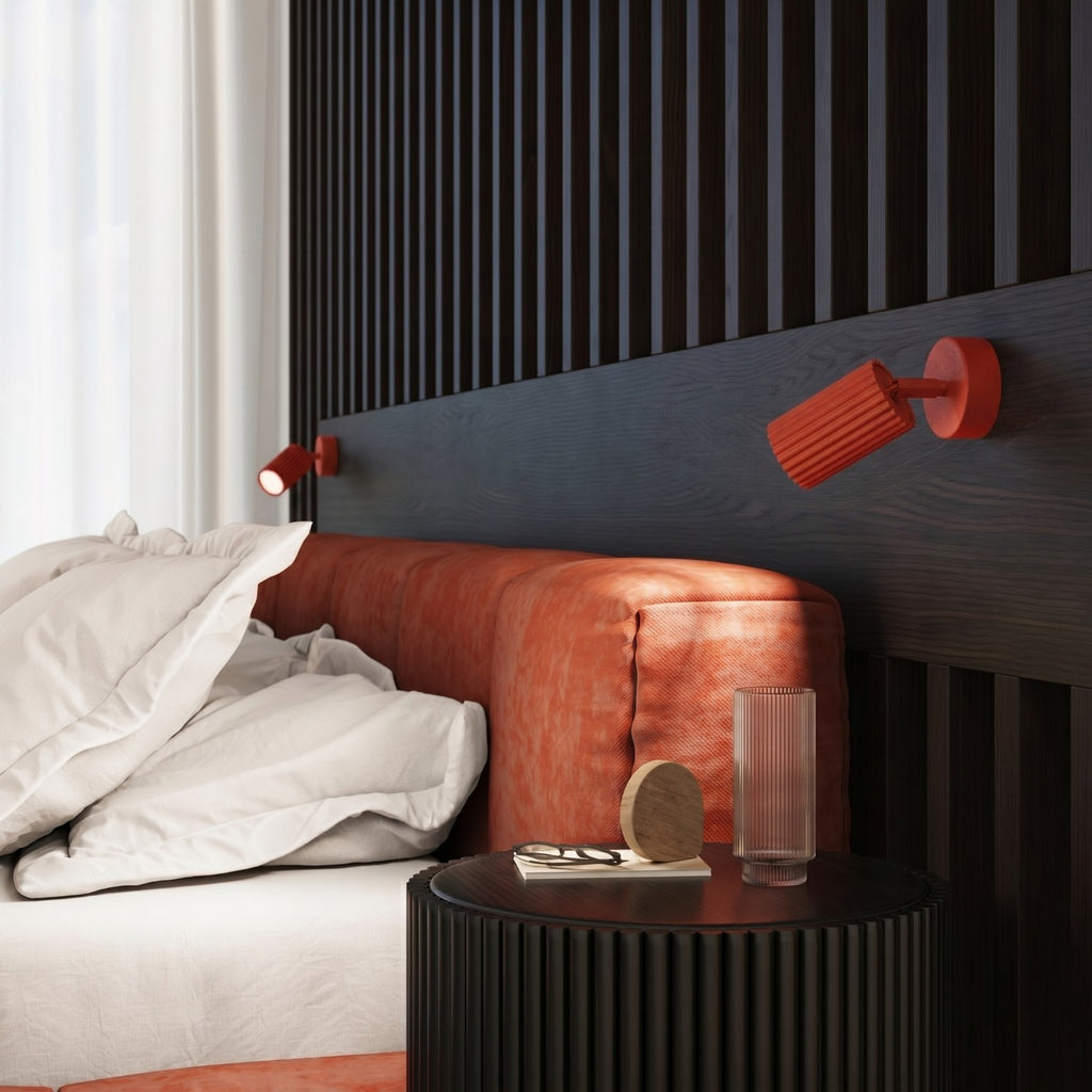 Plafonnier Karbon 3 spots rond aluminium rouge GU10 vue de profil