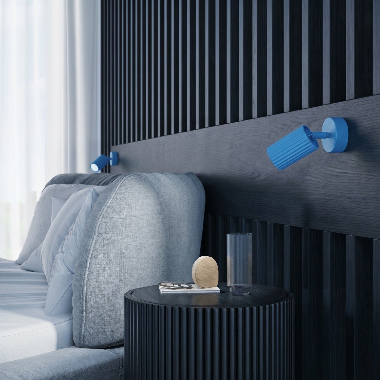 Applique murale Karbon à interrupteur aluminium bleu clair GU10 vue de dessous