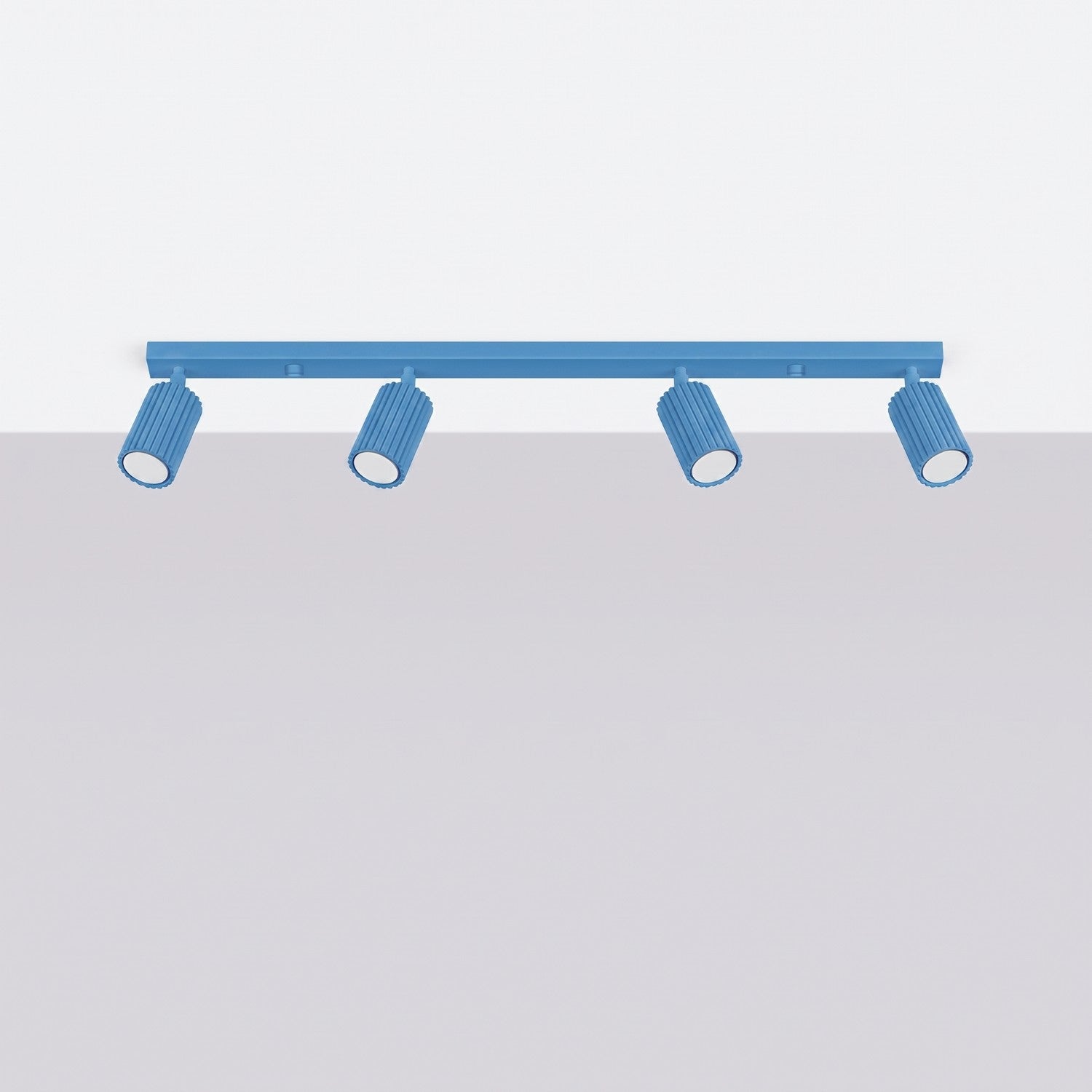 Plafonnier Karbon rampe 4 spots aluminium bleu clair GU10 vue de profil
