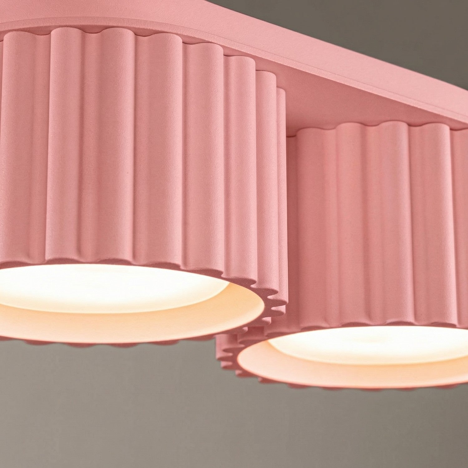 Plafonnier Aura 2 aluminium rose GX53 en situation