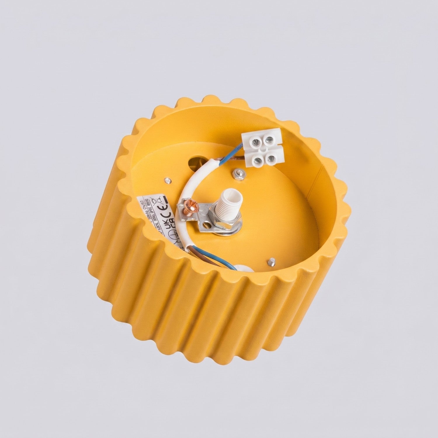 Plafonnier Aura 1 aluminium jaune GX53 vue rapprochée