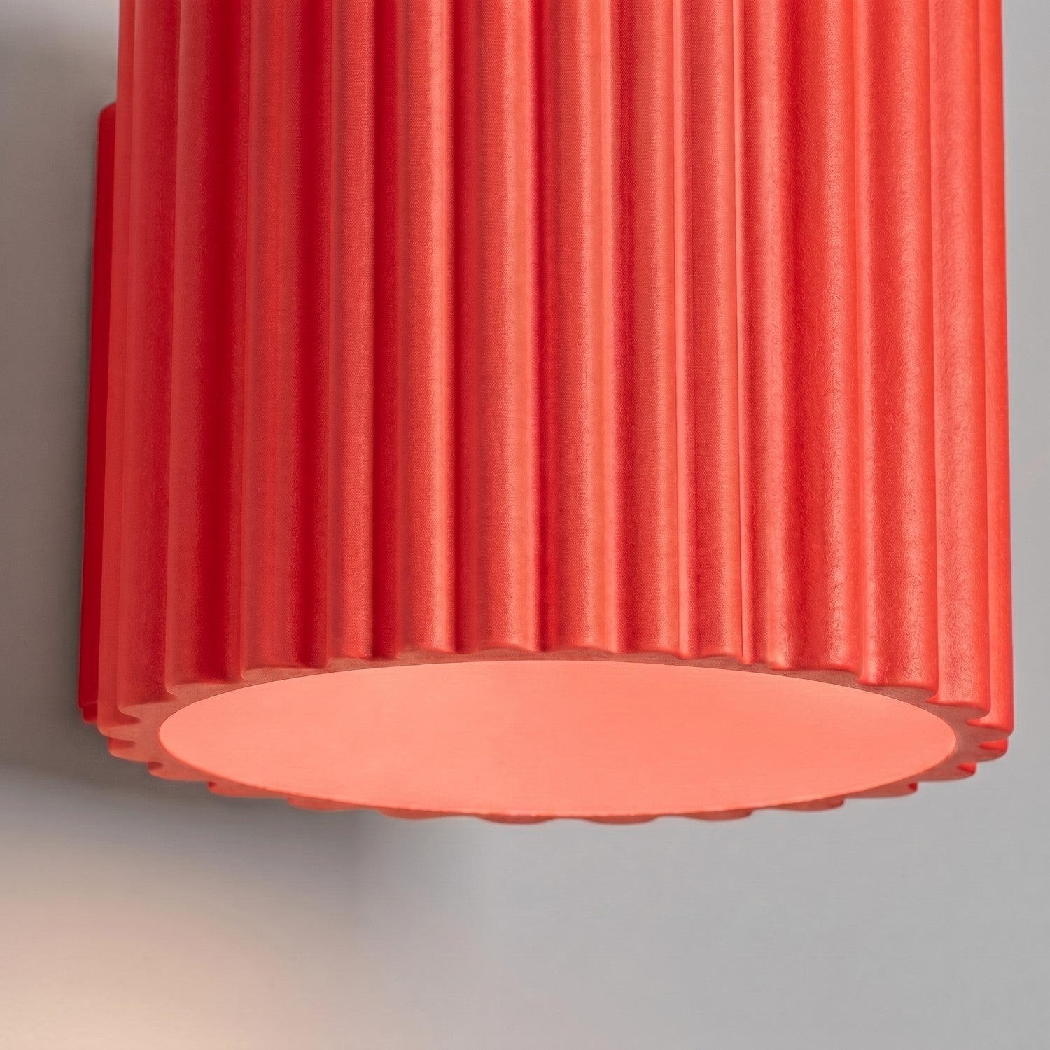 Applique murale Aura aluminium rouge G9 en situation