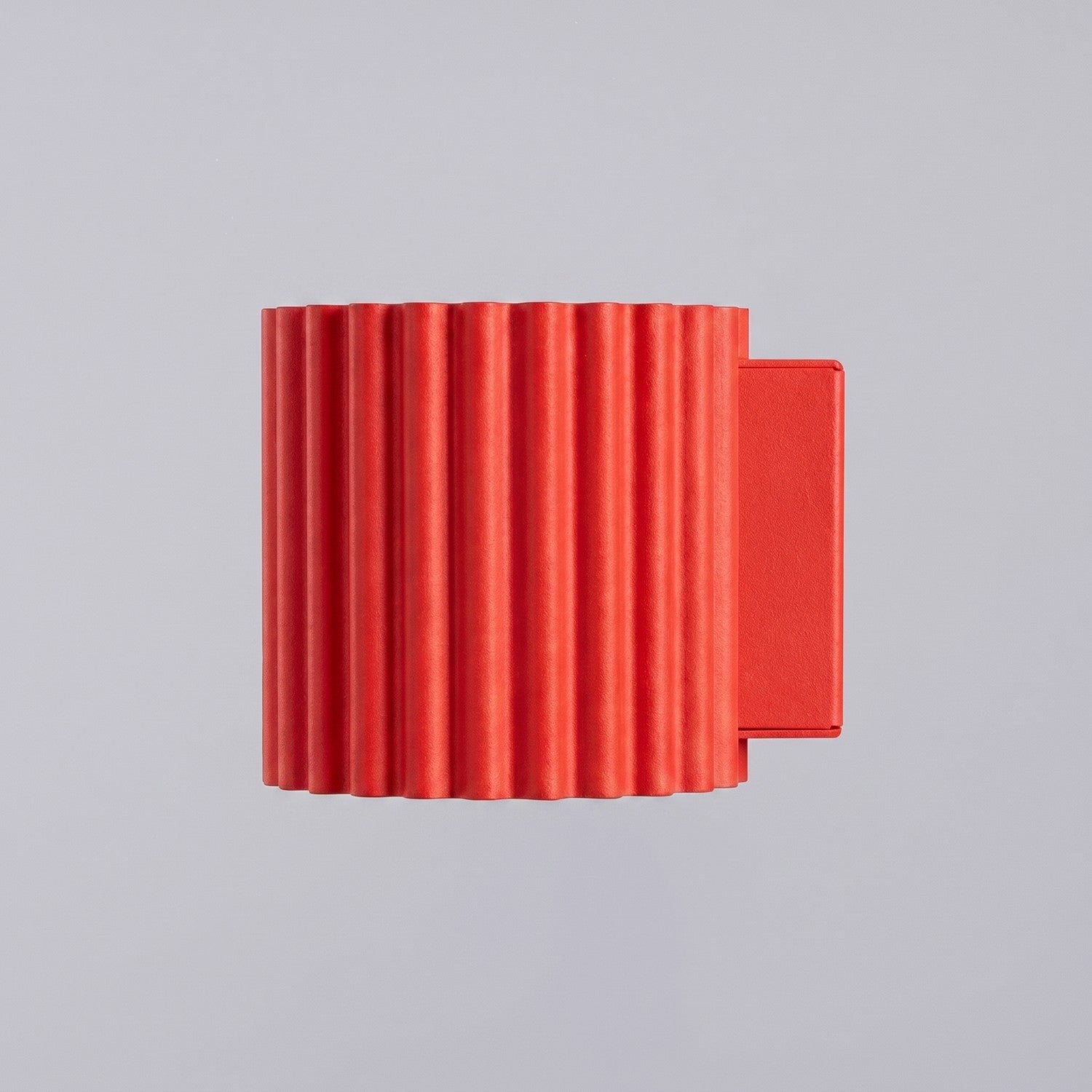 Applique murale Aura aluminium rouge G9 détail des cannelures