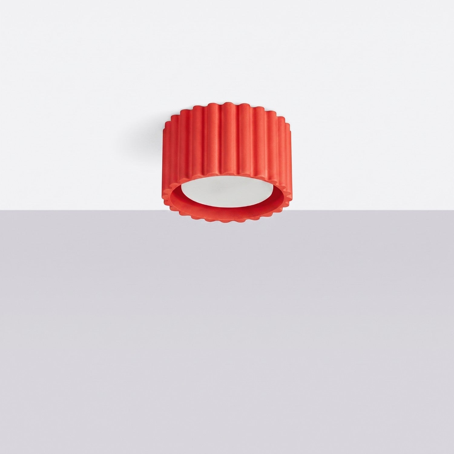 Plafonnier Aura 1 aluminium rouge GX53 vue de profil