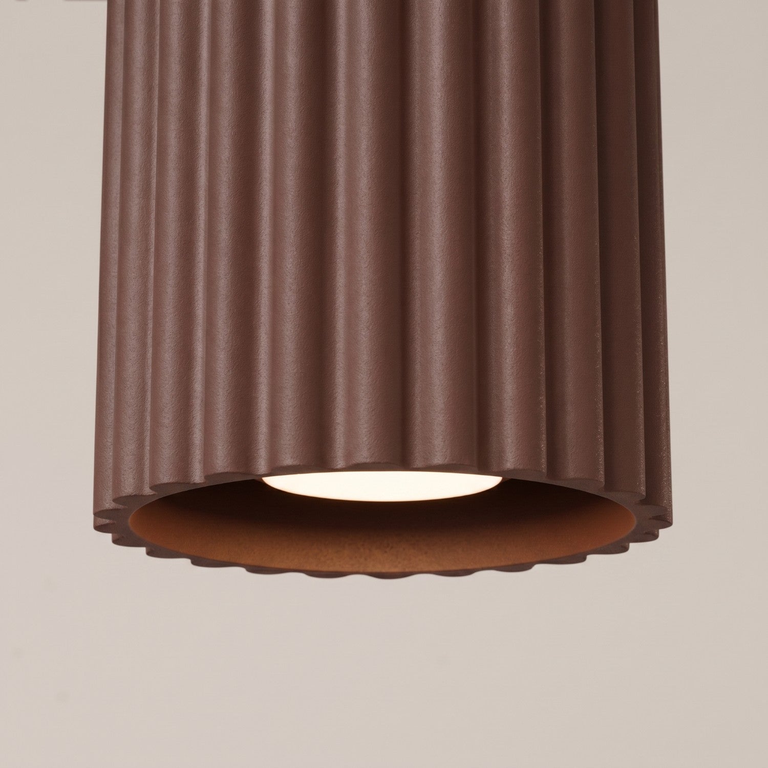 Plafonnier Aura 1 aluminium brun GU10 en situation