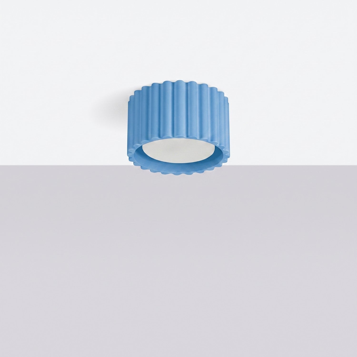 Plafonnier Aura 1 aluminium bleu clair GX53 vue de profil