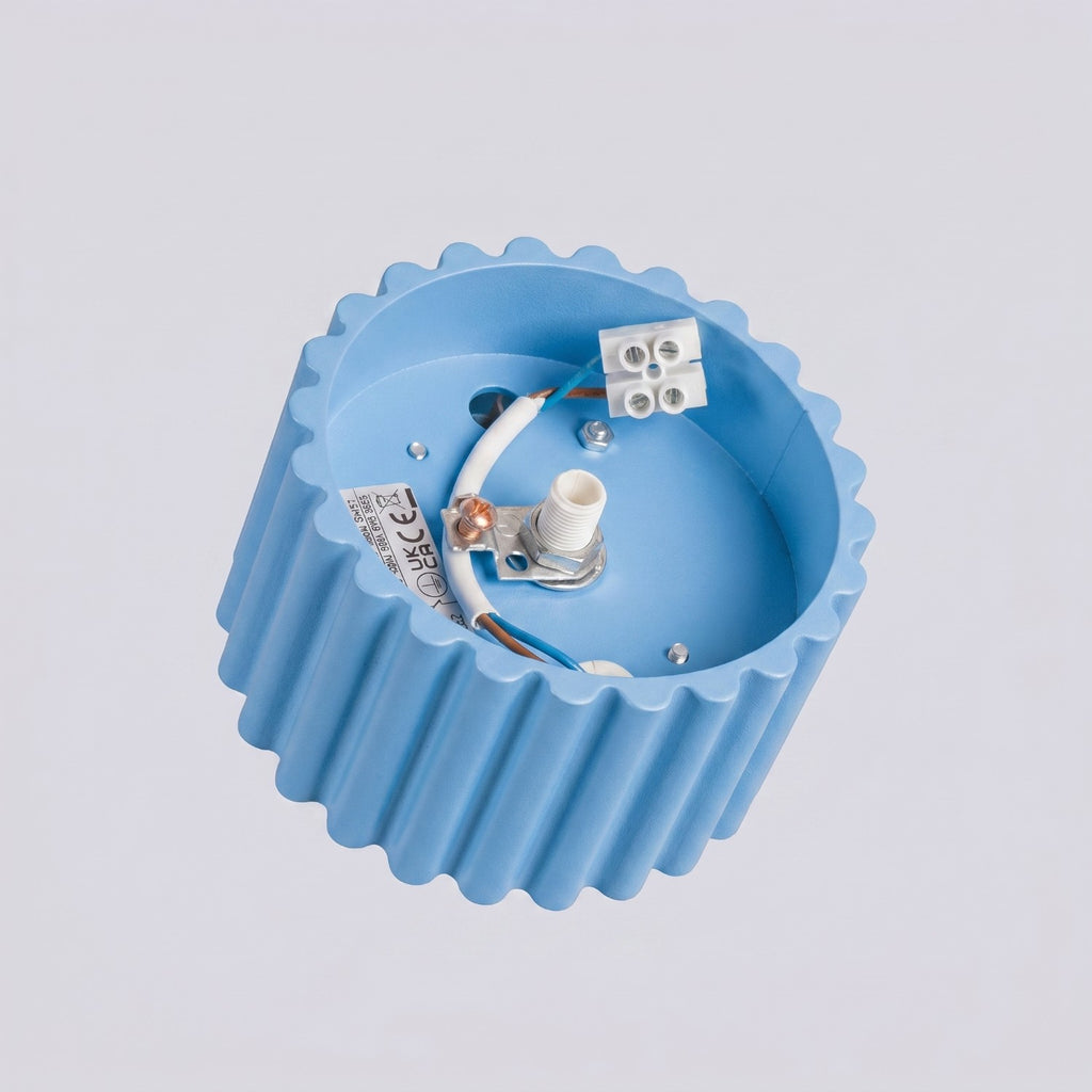 Plafonnier Aura 1 aluminium bleu clair GX53 vue rapprochée