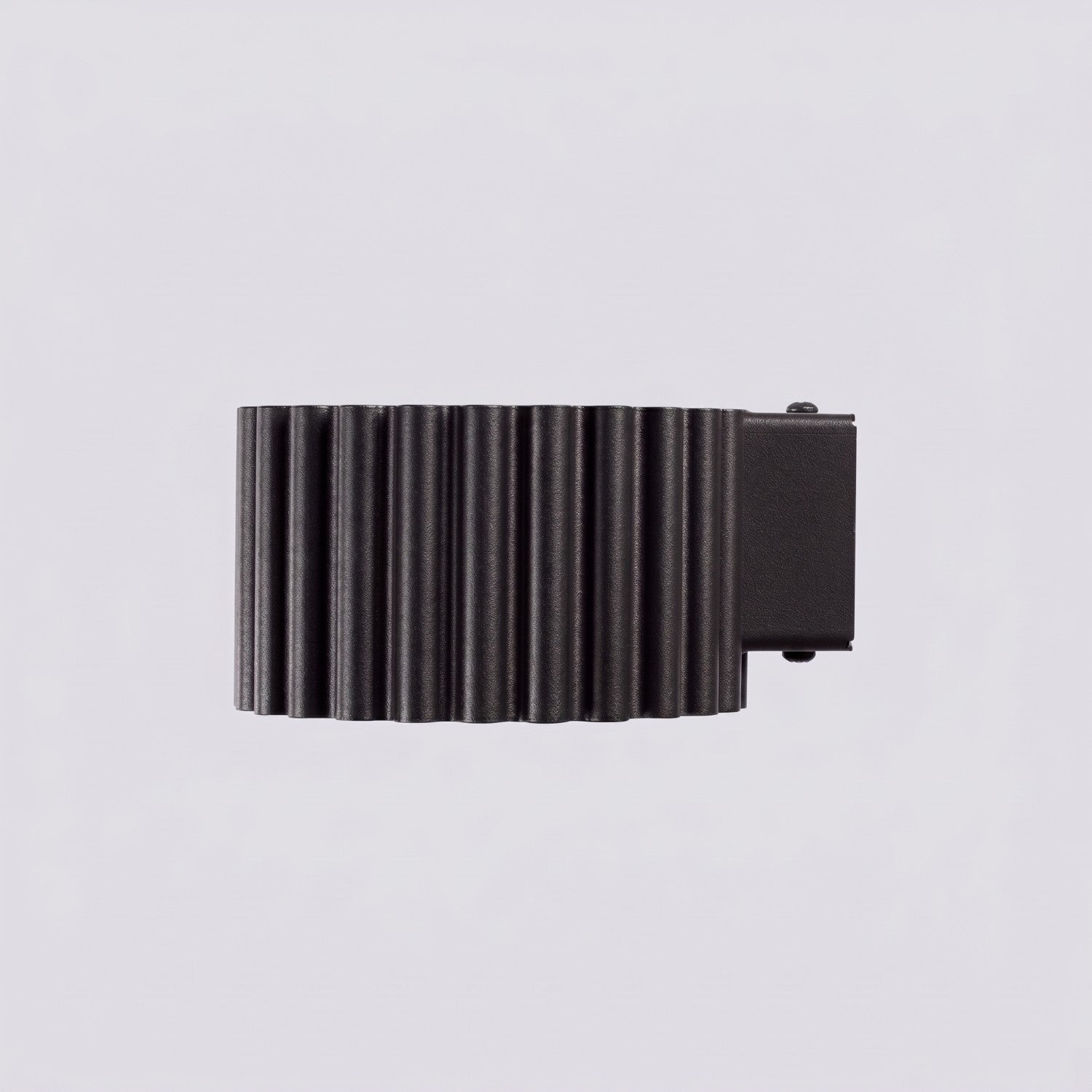 Applique murale Aura aluminium noir GX53 détail des cannelures