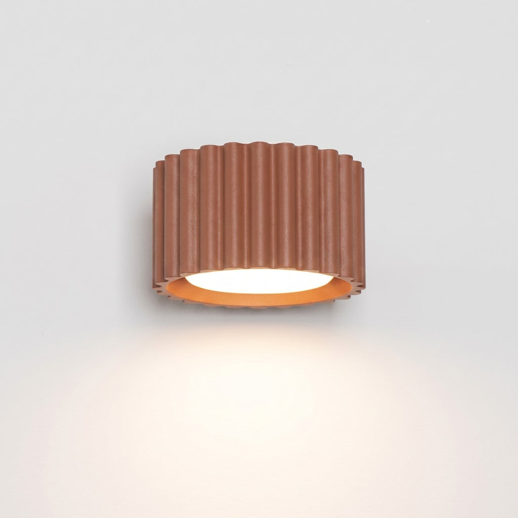 Applique murale Aura aluminium mocca GX53 en situation