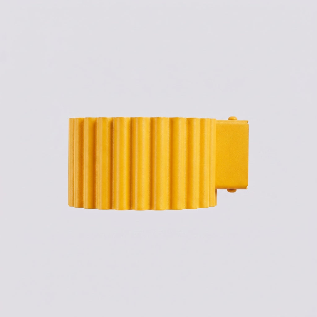 Applique murale Aura aluminium jaune GX53 détail des cannelures