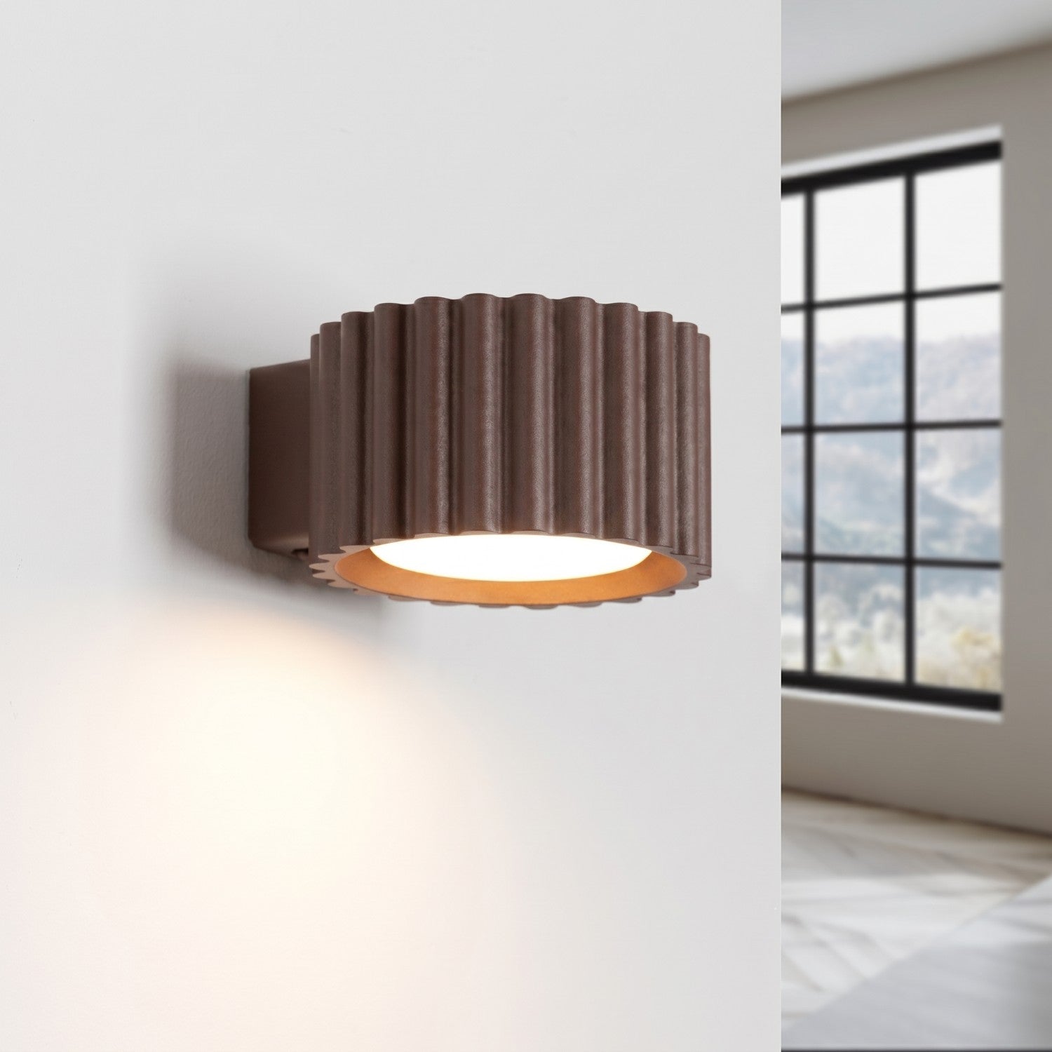 Applique murale Aura aluminium brun GX53 vue de trois quarts