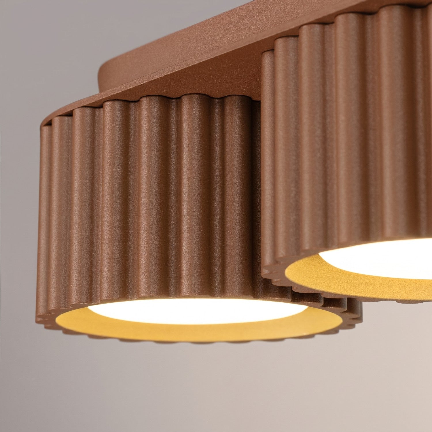 Plafonnier Aura 3 aluminium mocca GX53 en situation