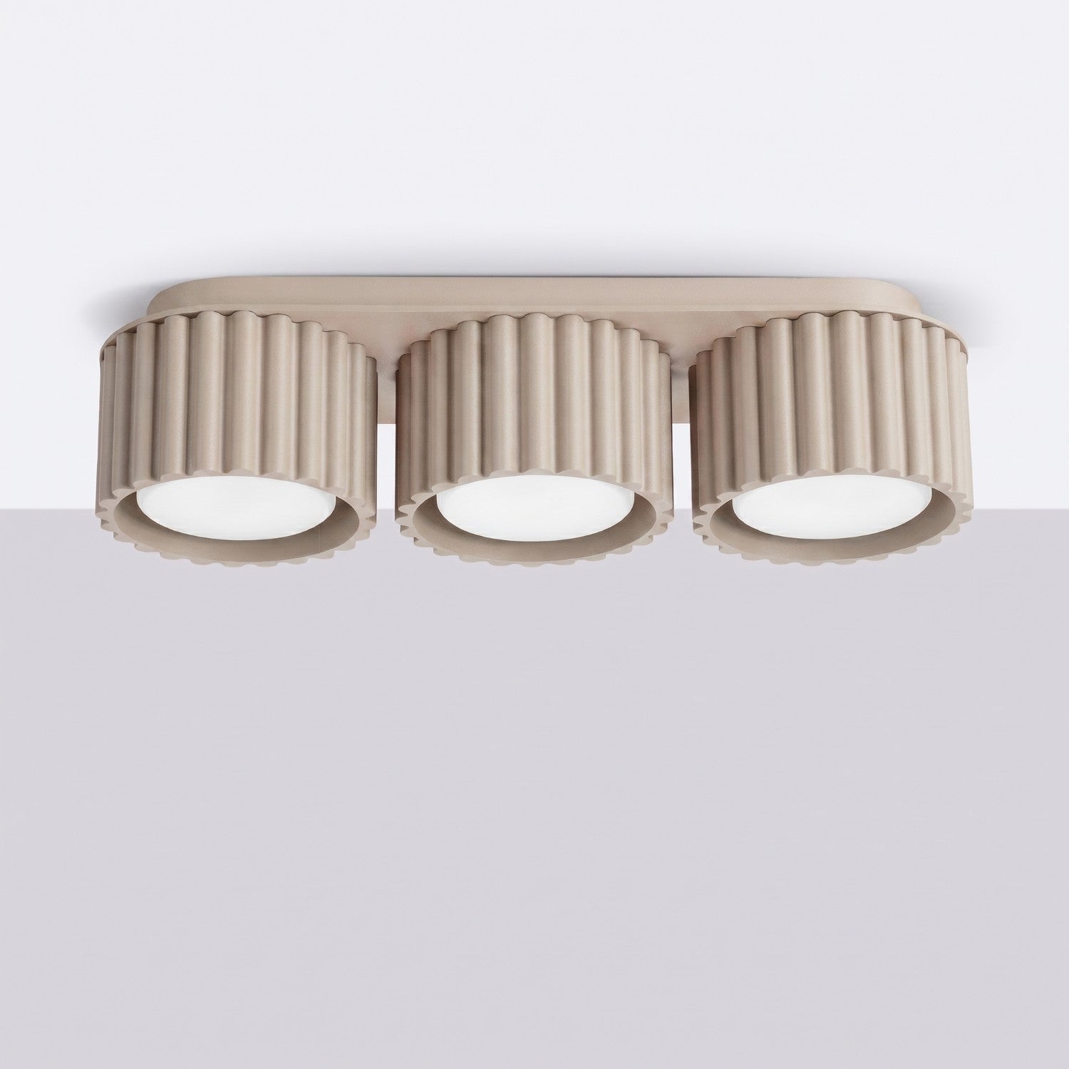 Plafonnier Aura 3 aluminium taupe GX53 vue de profil