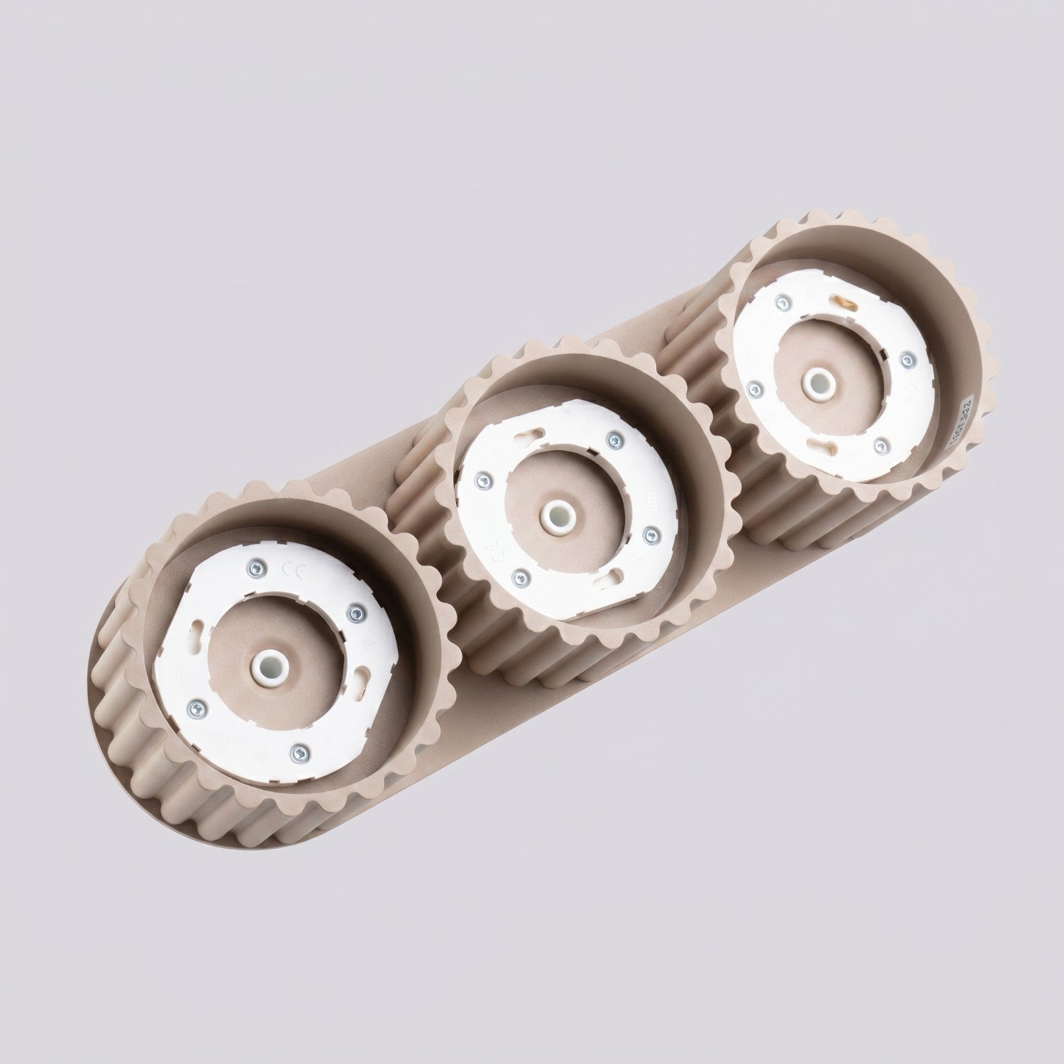 Plafonnier Aura 3 aluminium taupe GX53 vue rapprochée